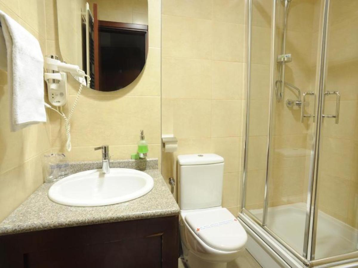 Hotel Vukov Most Nikšić Esterno foto
